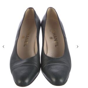 VINTAGE CHANEL HEELS SIZE 8